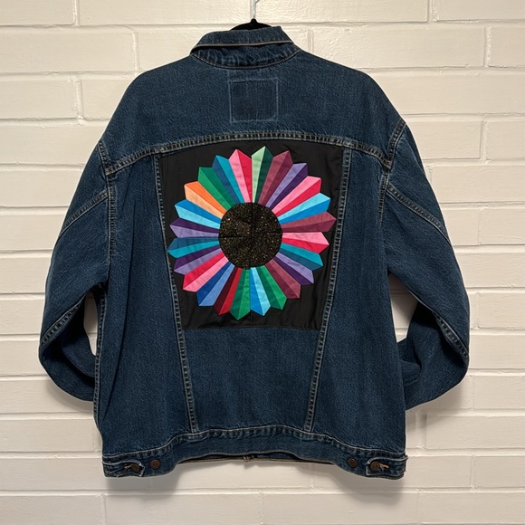 Custom Quilt Levi’s Oversized Jean Jacket Size XL - Picture 4 of 8